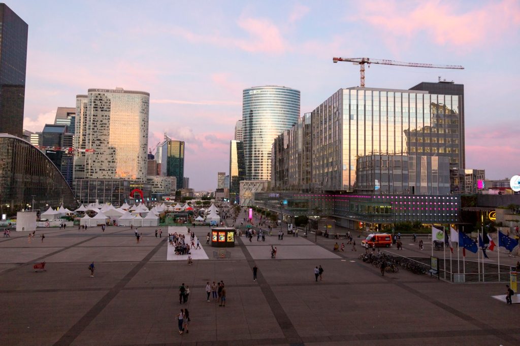 Chantier de transport urbain illustrant les travaux du Grand Paris autour de Bobigny