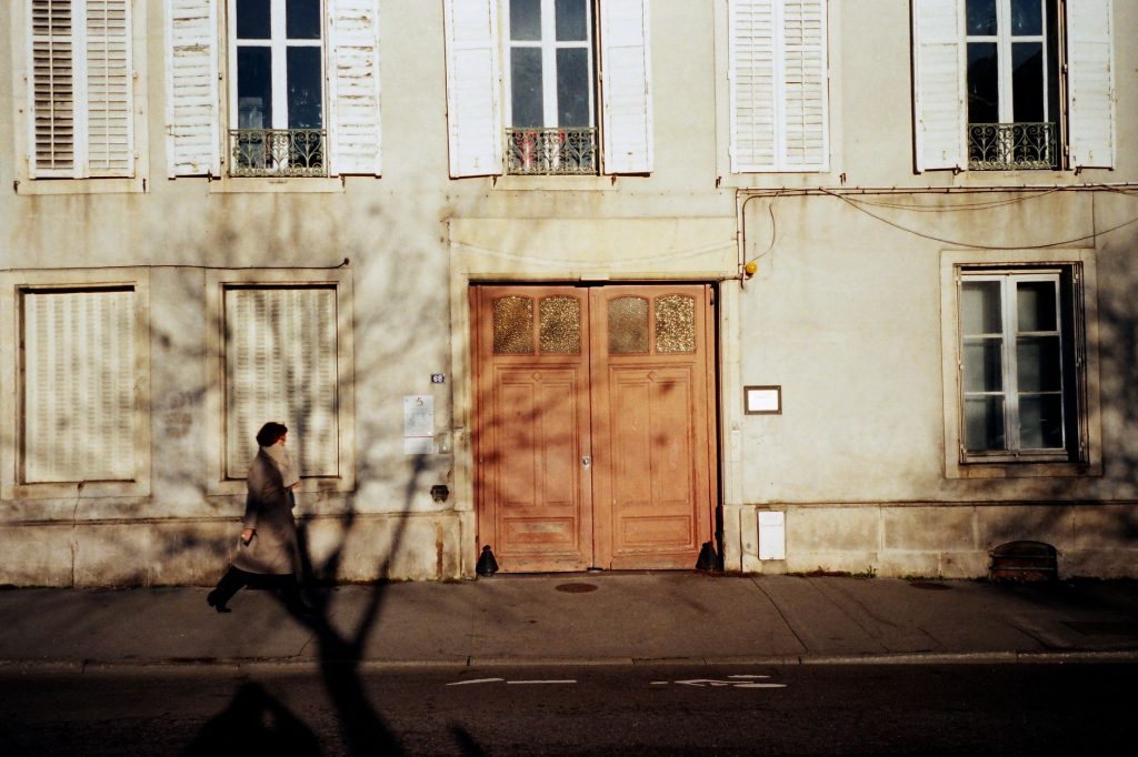 Ruelle pittoresque de la Vieille Ville de Nancy en Lorraine